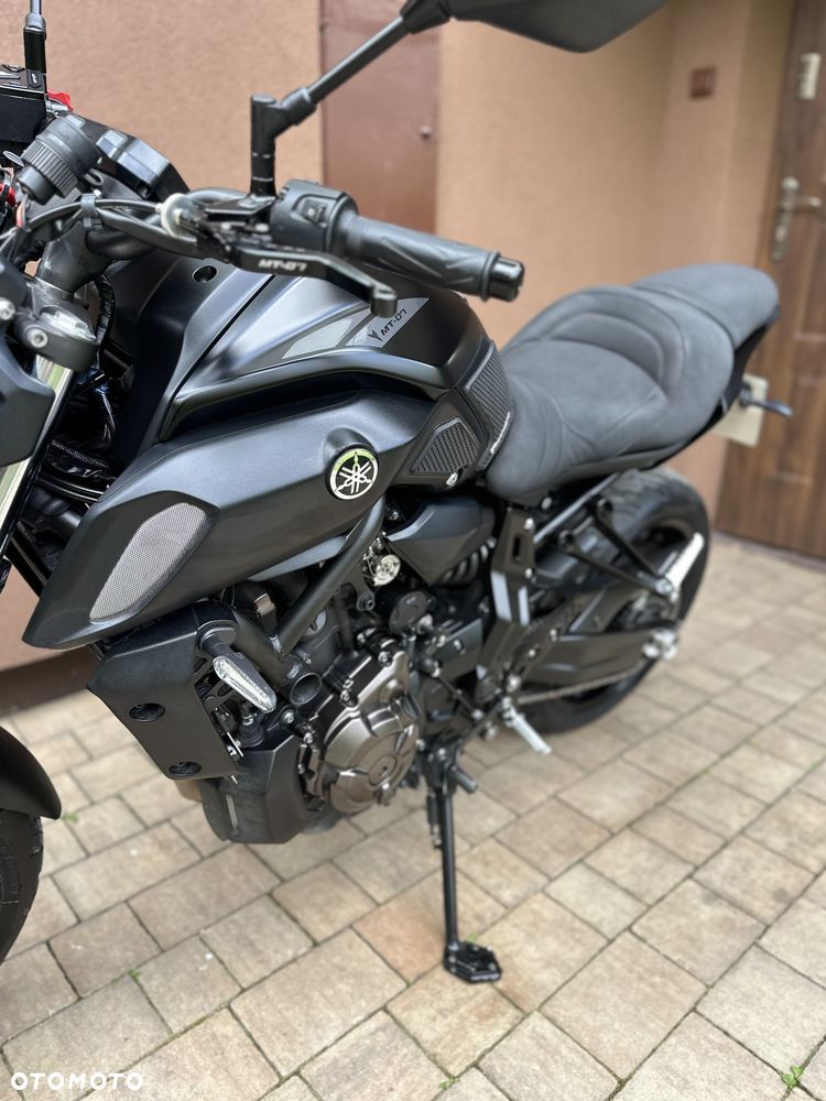 Yamaha MT - 33