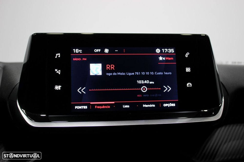 Peugeot 2008 1.5 BlueHDi Allure EAT8 - 22