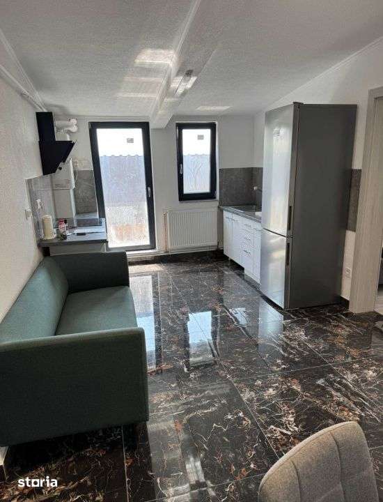 Apartament de 3 camere, 60 mp, 25 mp terasa, Zona Vivo — fotografia 1