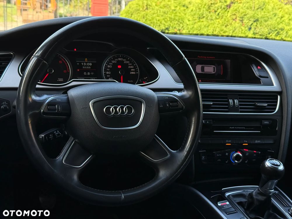 Audi A4 Avant - 11