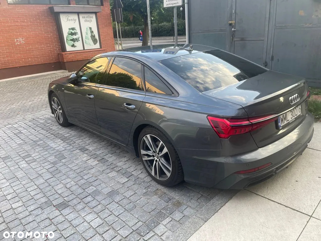 Audi A6 - 4