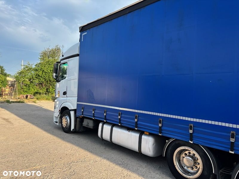 Mercedes-Benz Actros - 10