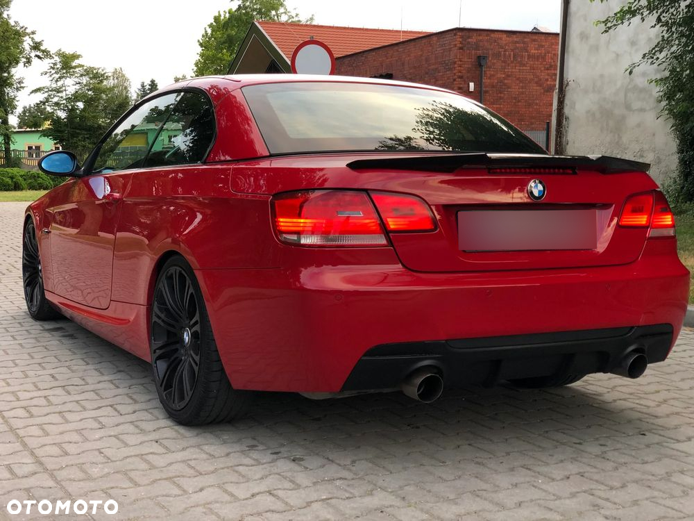 BMW Seria 3 330i Cabrio - 28