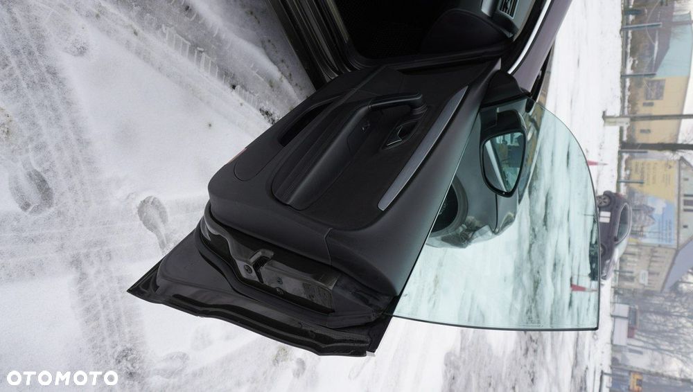 Volkswagen Passat CC - 18