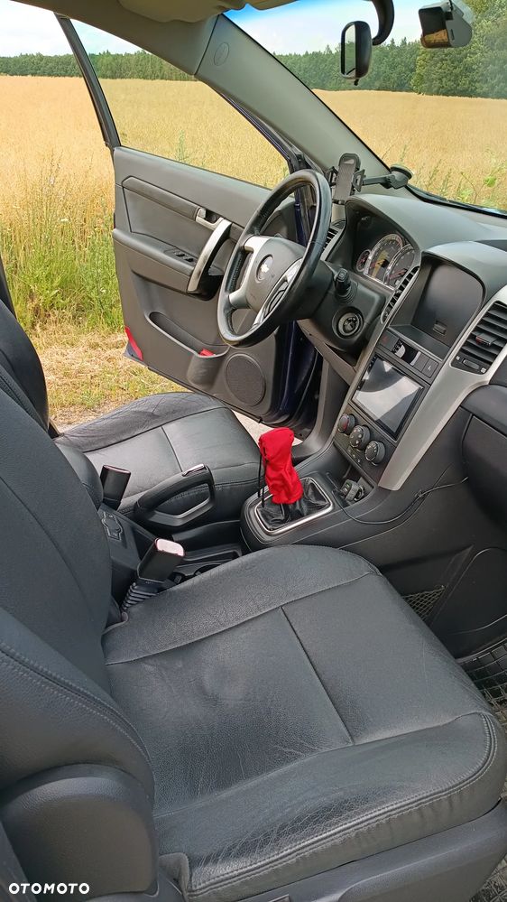 Chevrolet Captiva 2.4 LS 5os - 19