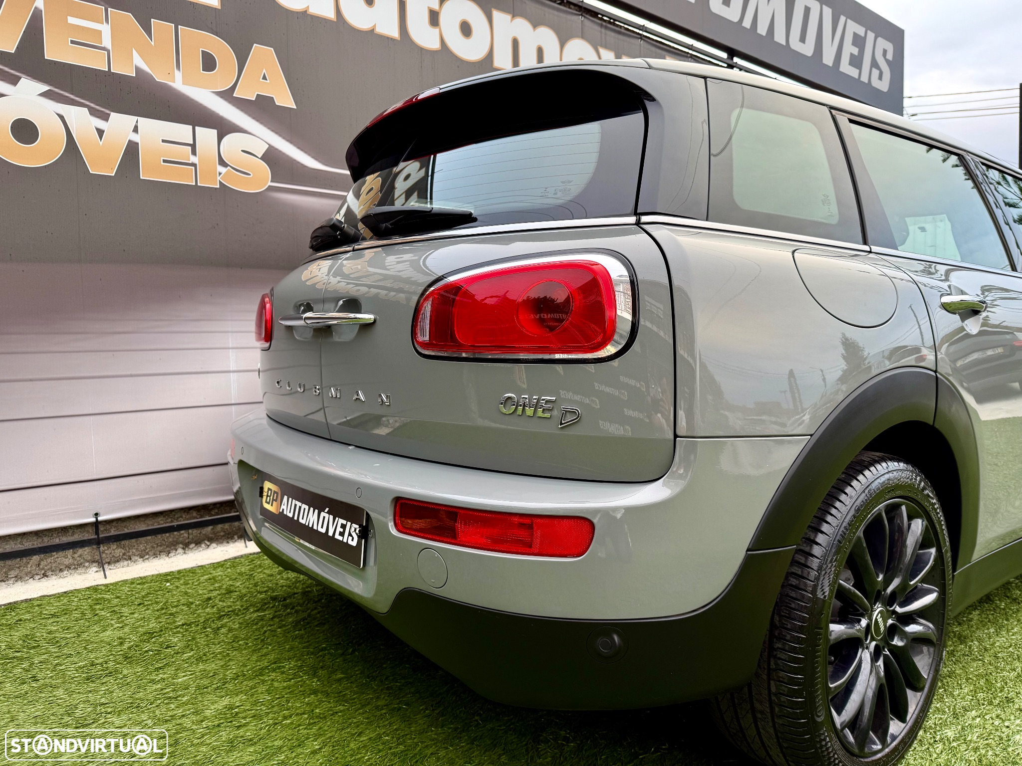 MINI Clubman One D - 13