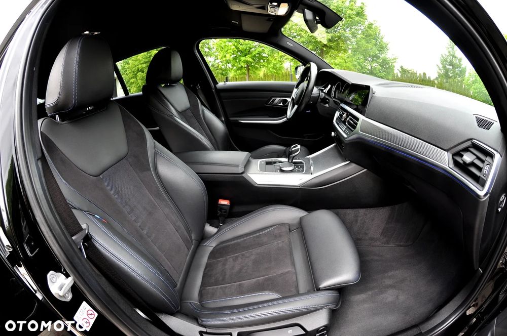 BMW Seria 3 320d M Sport sport - 19