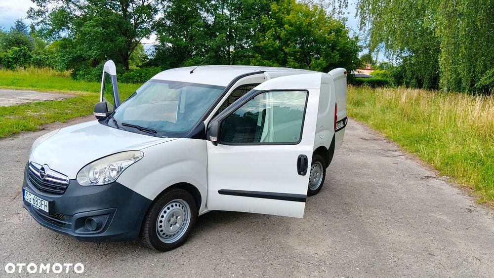 Opel COMBO - 9