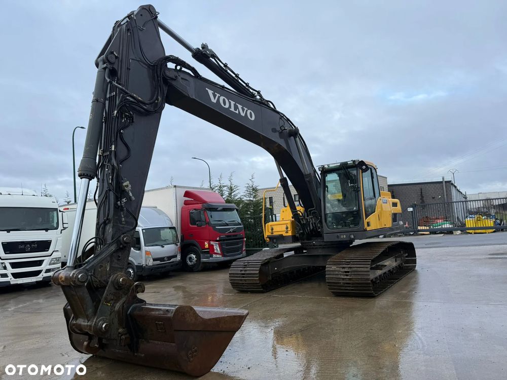 Volvo EC250DL - 14