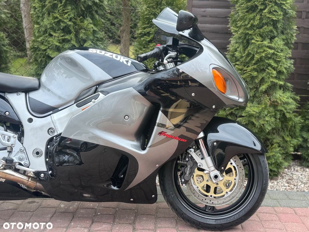 Suzuki GSX-R - 10