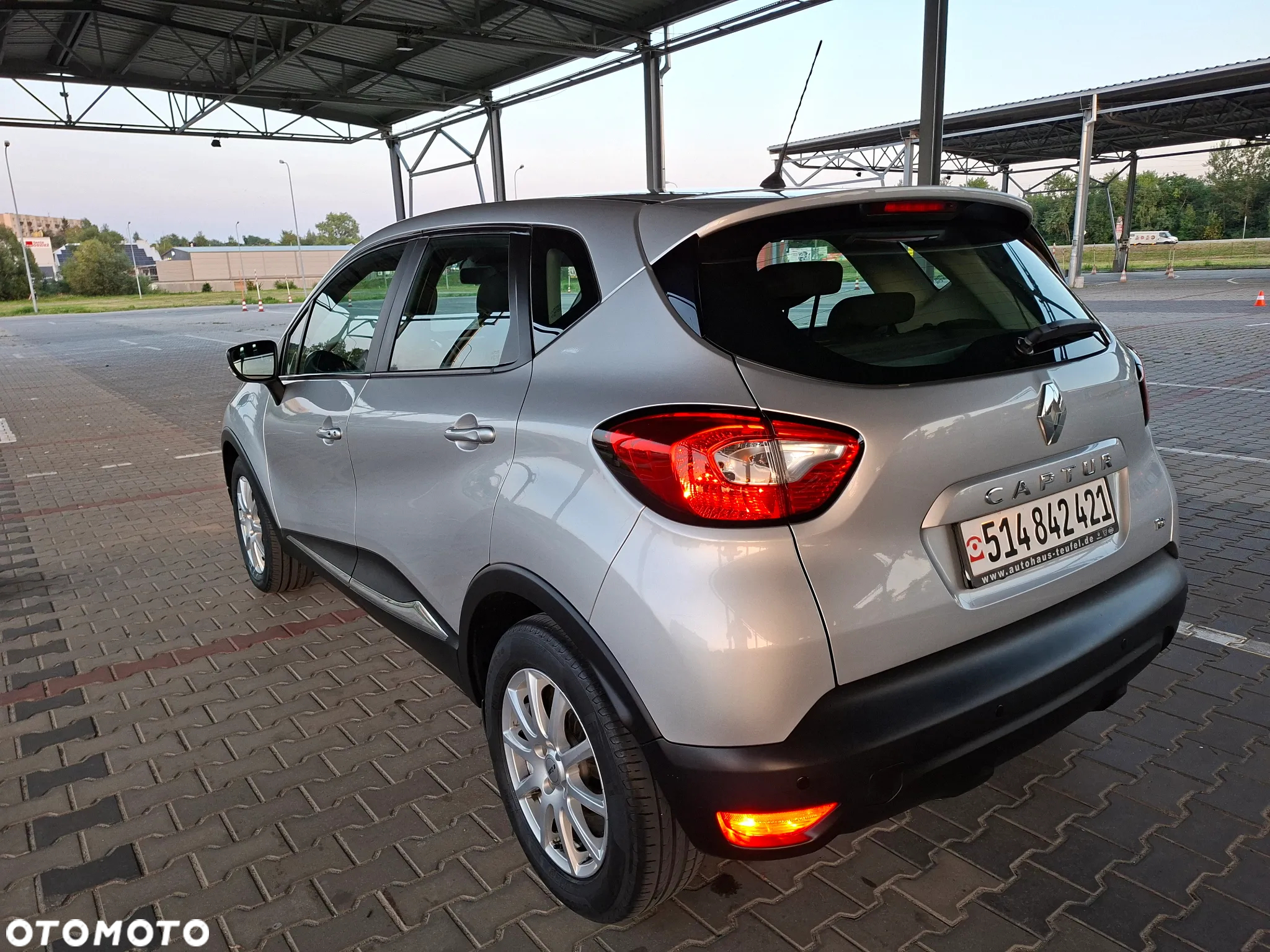 Renault Captur - 14