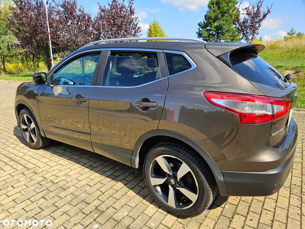 Nissan Qashqai 1.2 DIG-T N-Connecta EU6 - 11