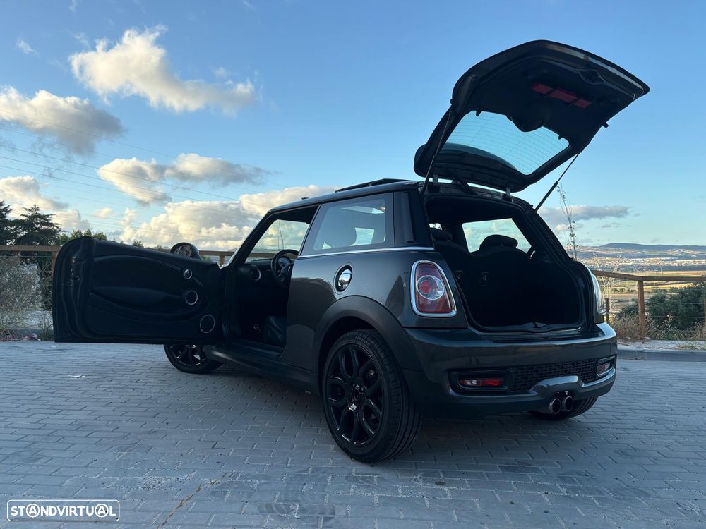 MINI 3 Portas Cooper S - 18