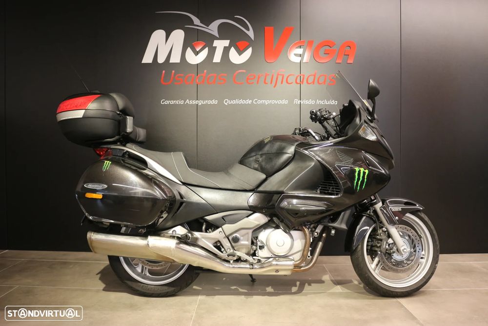 Honda Deauville 700 - 1