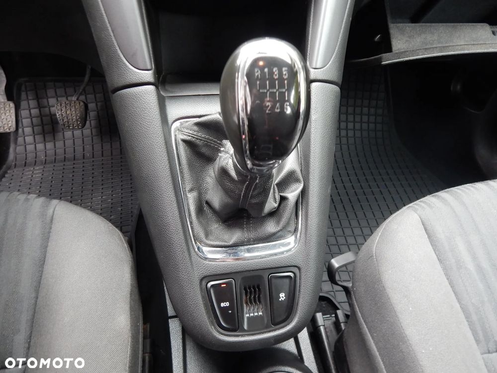 Opel Zafira - 15