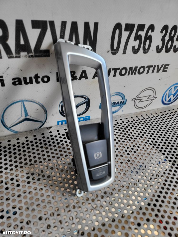 Buton Frana De Mana Auto Hold Cu Ornament Crom Bmw X3 F25 X4 F26 F10 F11 F06 F12 F13 F01 Etc. Volan Stanga Impecabil Cod 6822518 Dezmembrez Bmw X4 F26 2.0 D Motor B47 Xdrive 4x4 Volan Stanga Bi-Xenon - 3