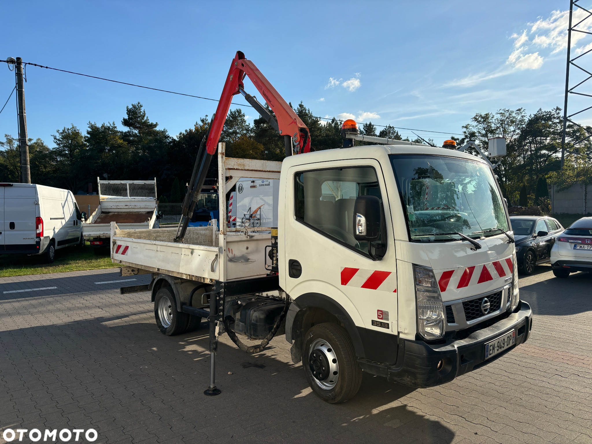 Nissan Nt400 - 2