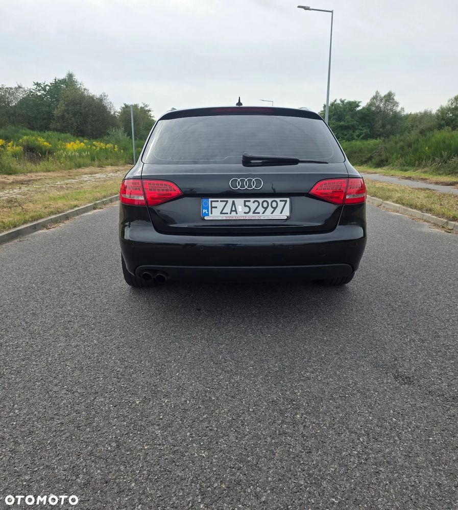 Audi A4 Avant 2.0 TDI DPF Ambition - 6