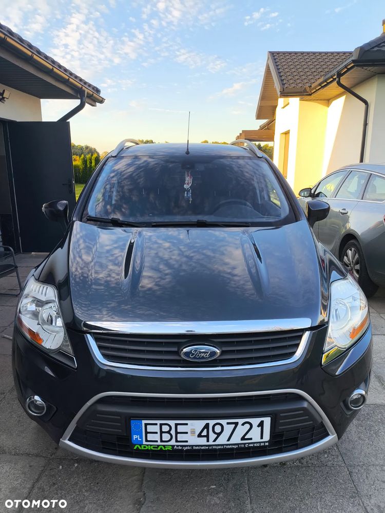 Ford Kuga 2.5 4x4 Titanium - 12