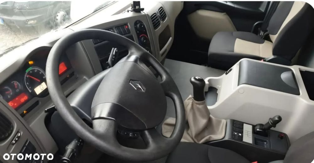 Renault Premium - 5