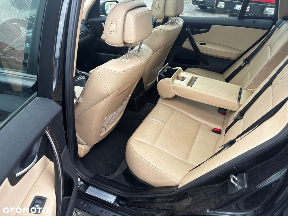 BMW X3 xDrive20d - 17