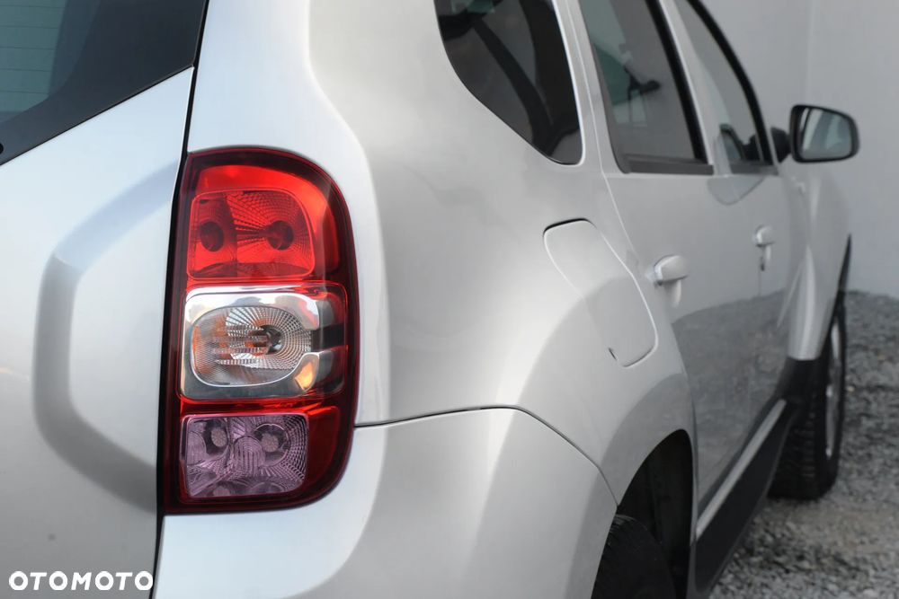 Dacia Duster 1.6 SCe Outdoor S&S - 15