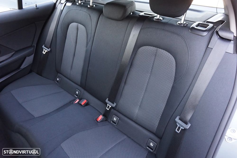 BMW 118 i Advantage - 17