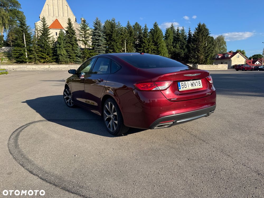 Chrysler 200 - 24