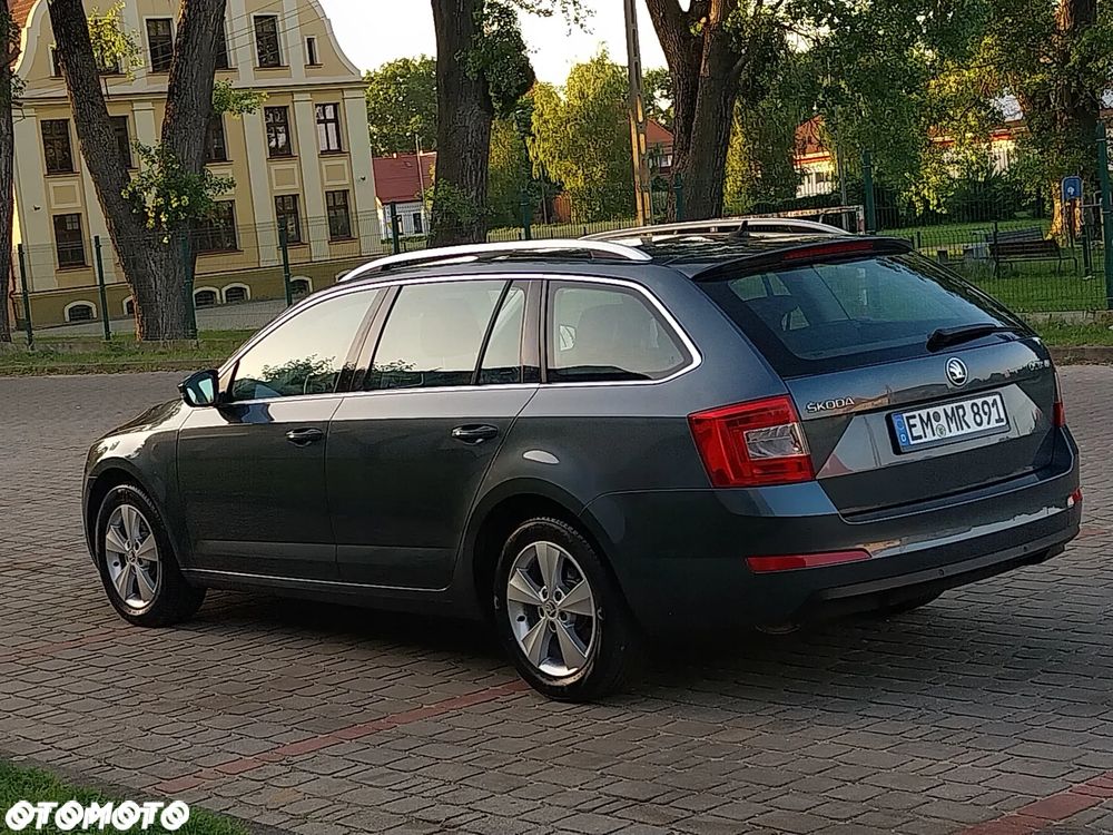 Skoda Octavia 2.0 TDI DSG Premium Edition - 3
