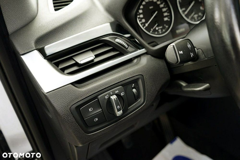 BMW X1 - 24