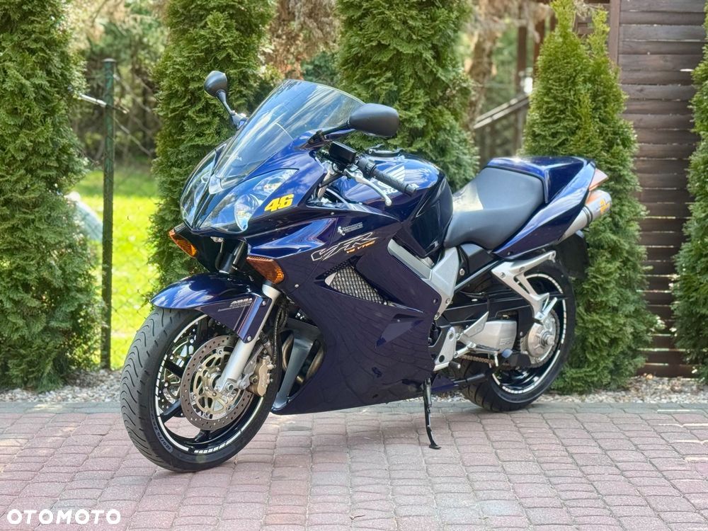 Honda VFR - 5