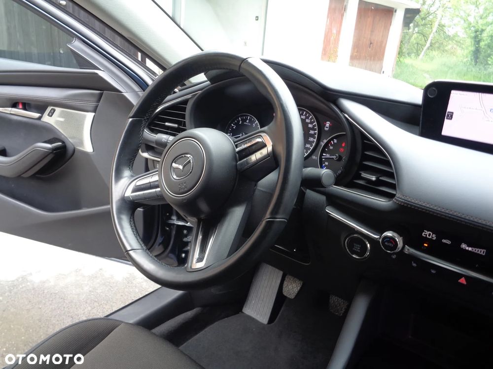 Mazda 3 2.0 mHEV Hikari - 19
