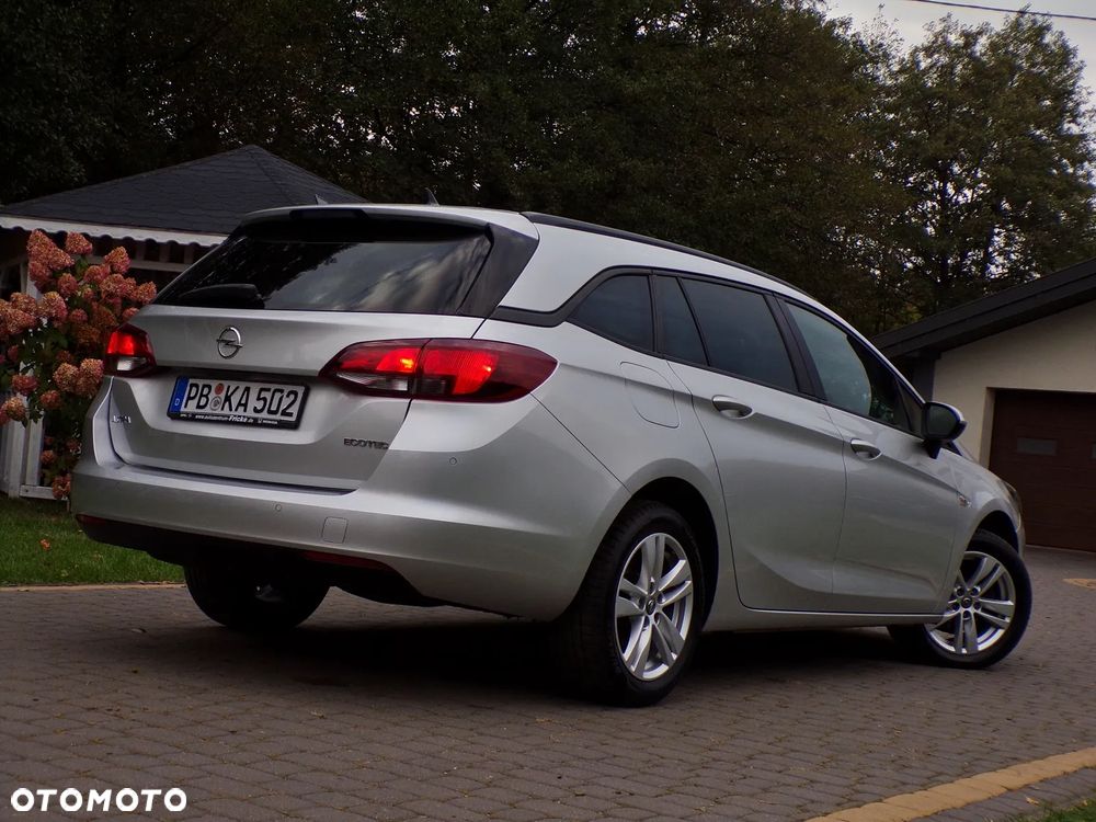 Opel Astra 1.0 Turbo Start/Stop Dynamic - 2