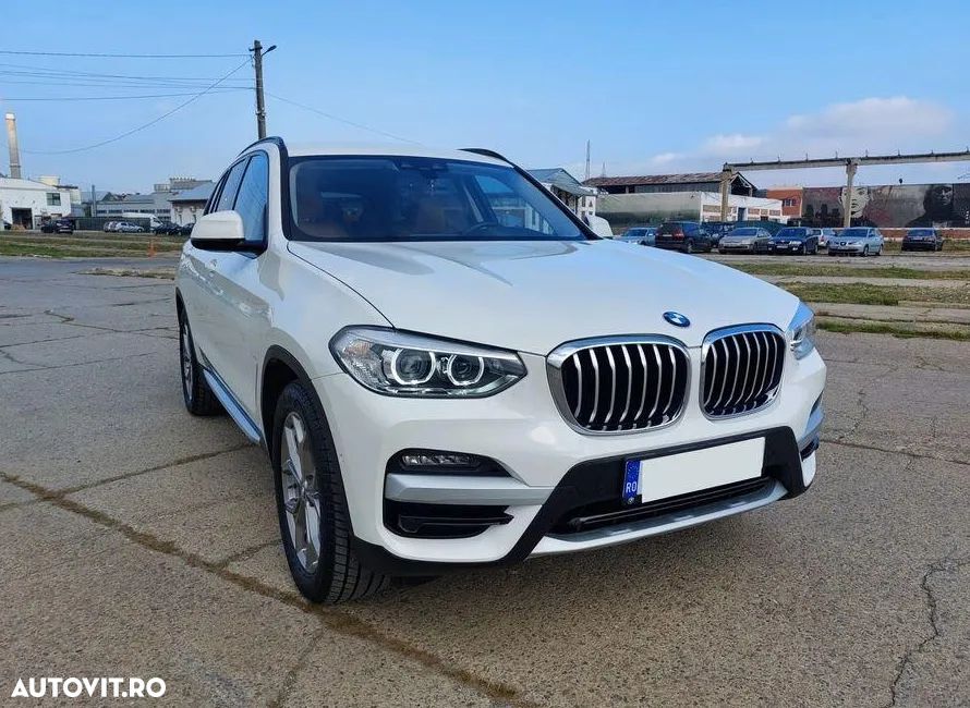 BMW X3 xDrive20i AT xLine - 1