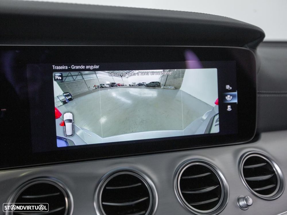 Mercedes-Benz E 220 d AMG 7L - 31