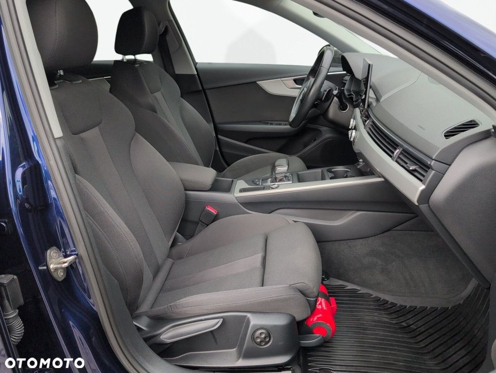 Audi A4 Limousine 35 TFSI mHEV Advanced S tronic - 15