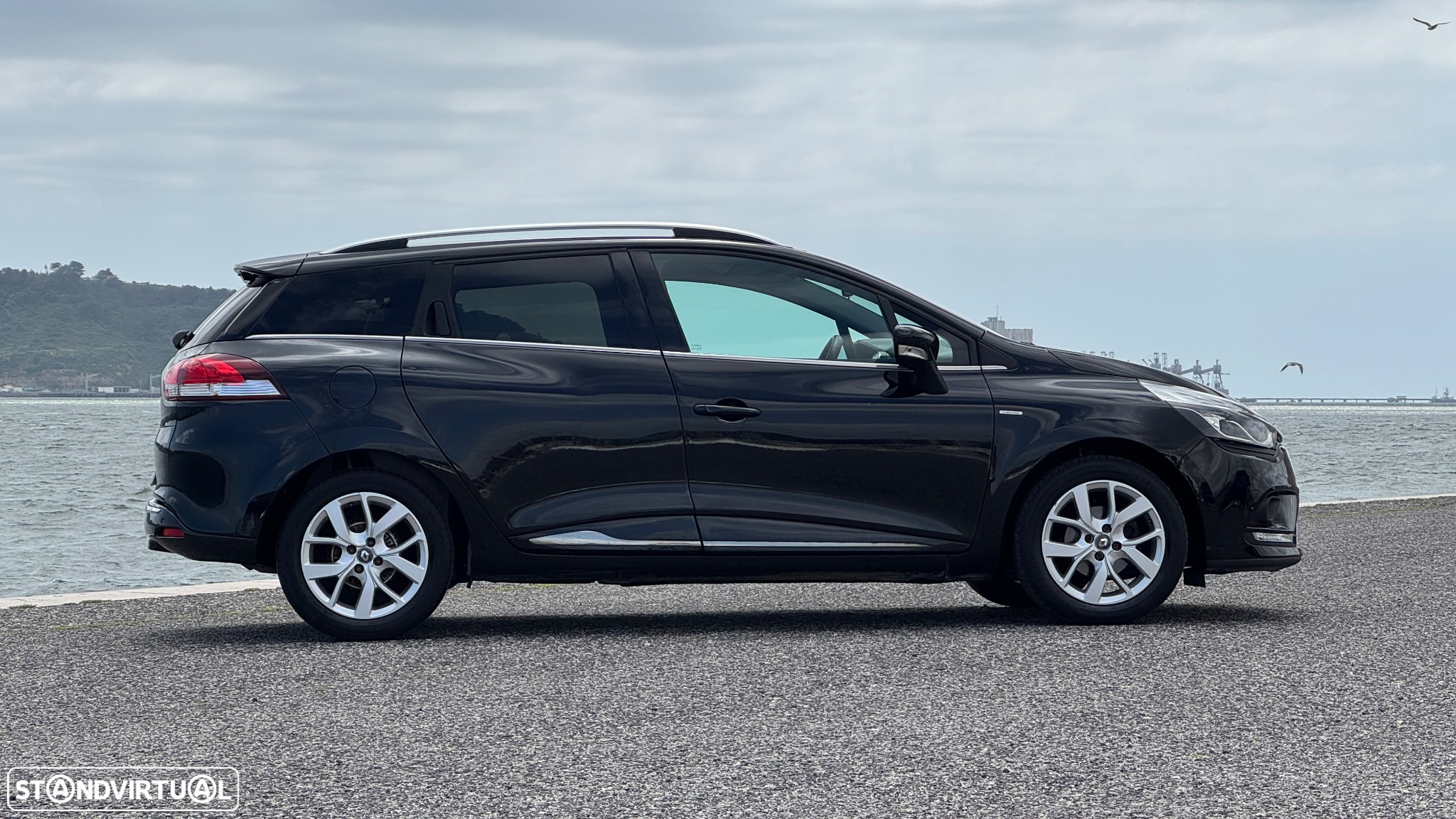 Renault Clio Sport Tourer 0.9 TCe Limited - 18