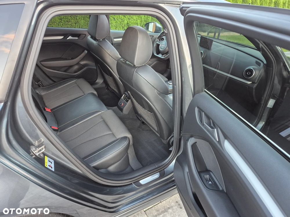 Audi A3 Sportback 2.0 TDI (clean diesel) S line Sportpaket - 13