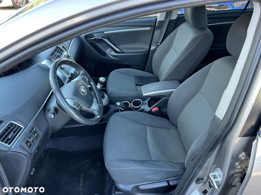 Toyota Verso - 23