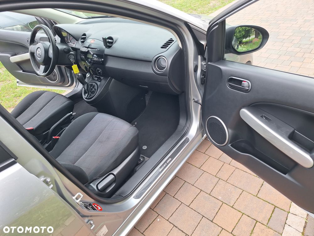 Mazda 2 1.3 Trend & Fun - 26
