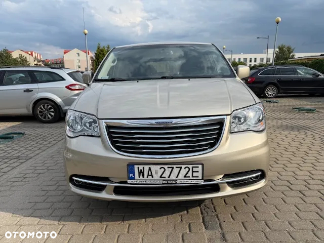 Chrysler Town & Country 3.6 Touring - 2