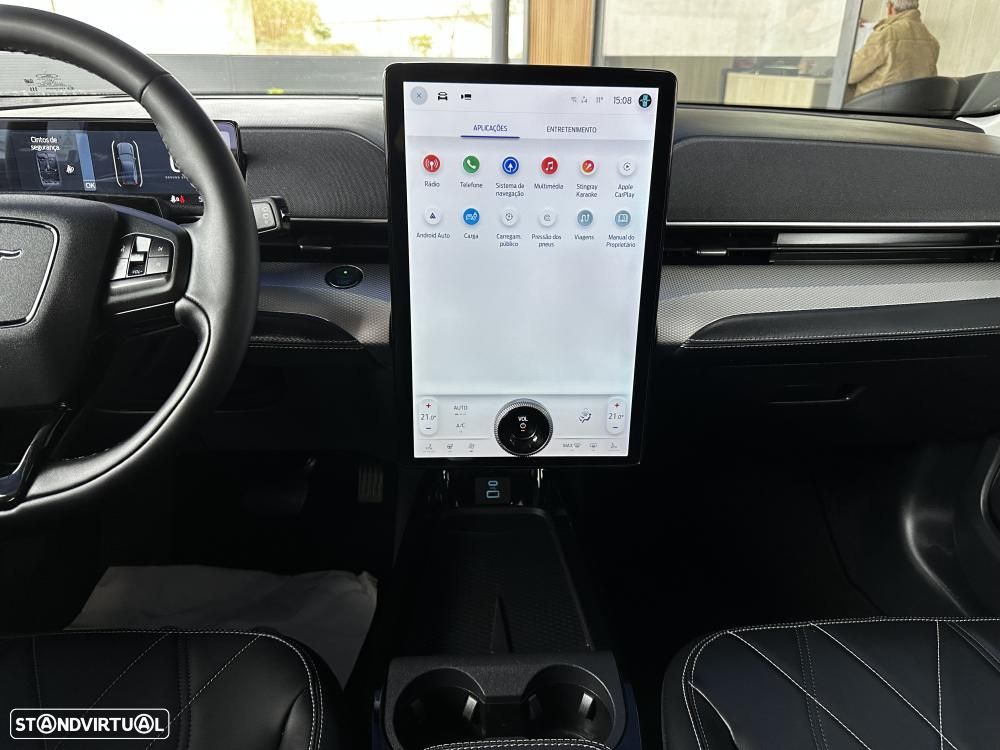 Ford Mustang Mach-E Standard - 27