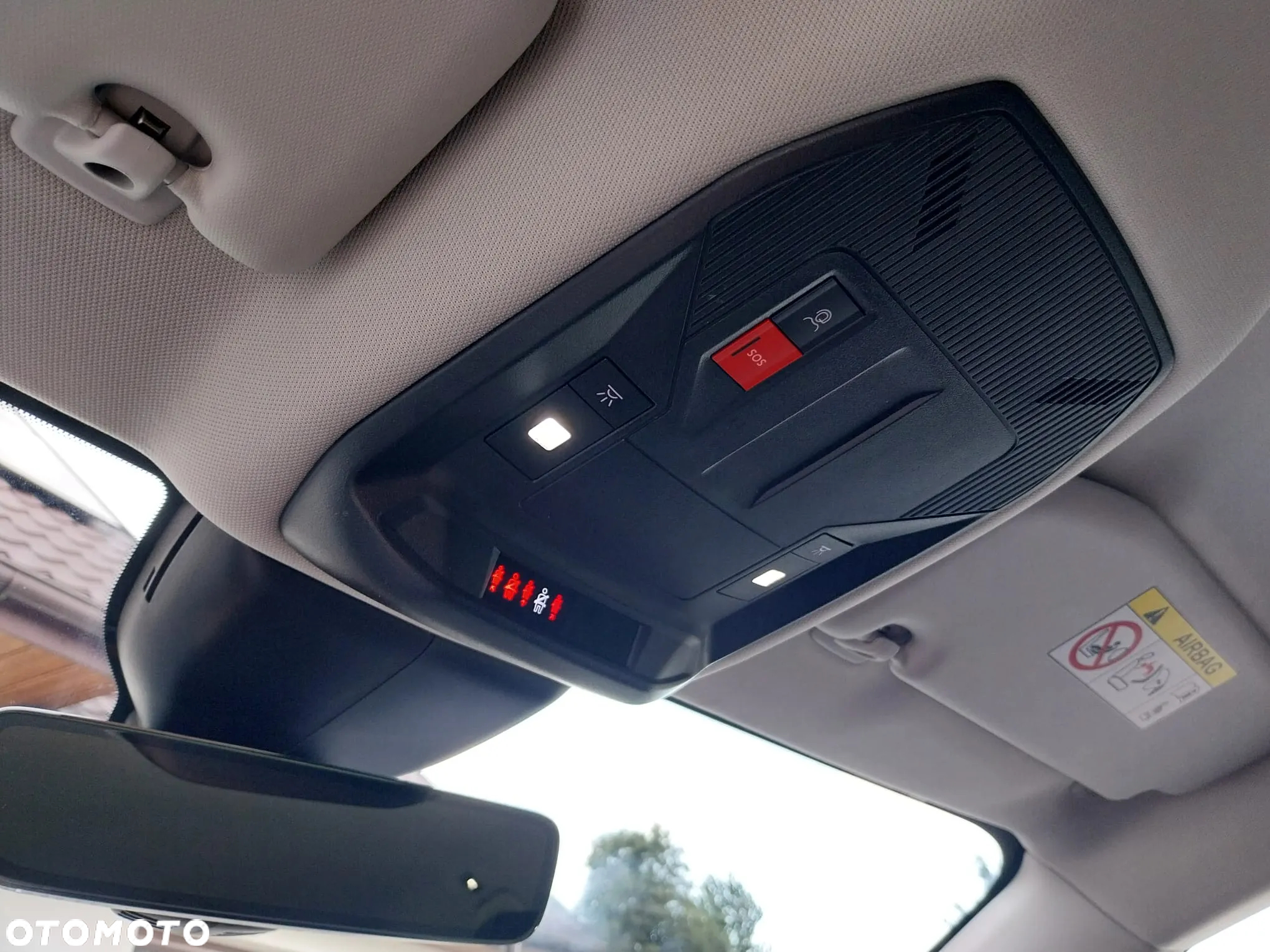 Peugeot 308 BlueHDi FAP 130 EAT8 Stop & Start Allure Pack - 31