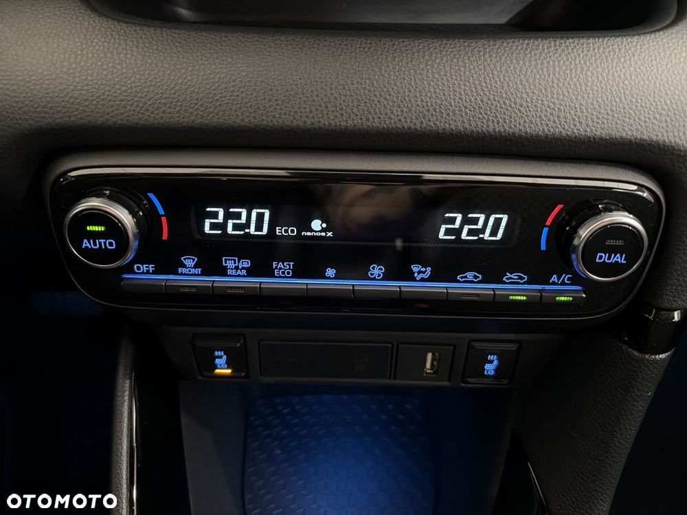 Toyota Yaris - 19