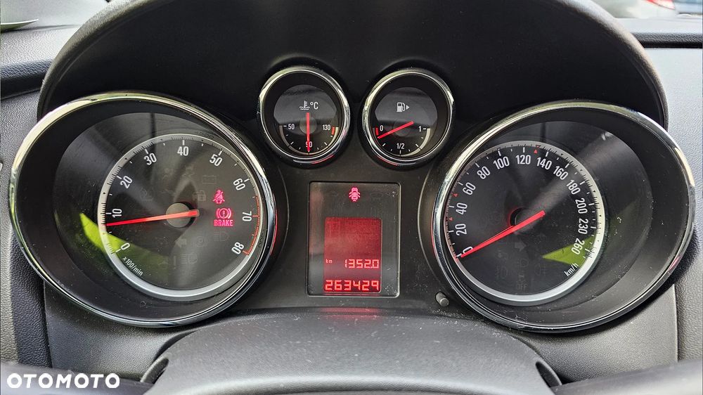 Opel Astra 1.4 Turbo Sport - 14