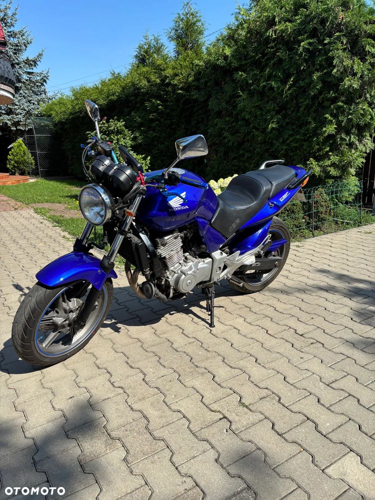 Honda CBF - 3