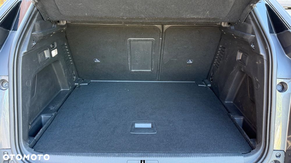 Peugeot 3008 BlueHDi 180 Stop & Start EAT8 GT - 19