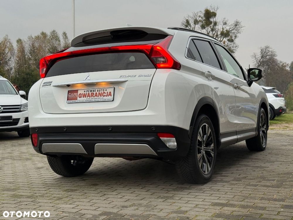 Mitsubishi Eclipse Cross - 11
