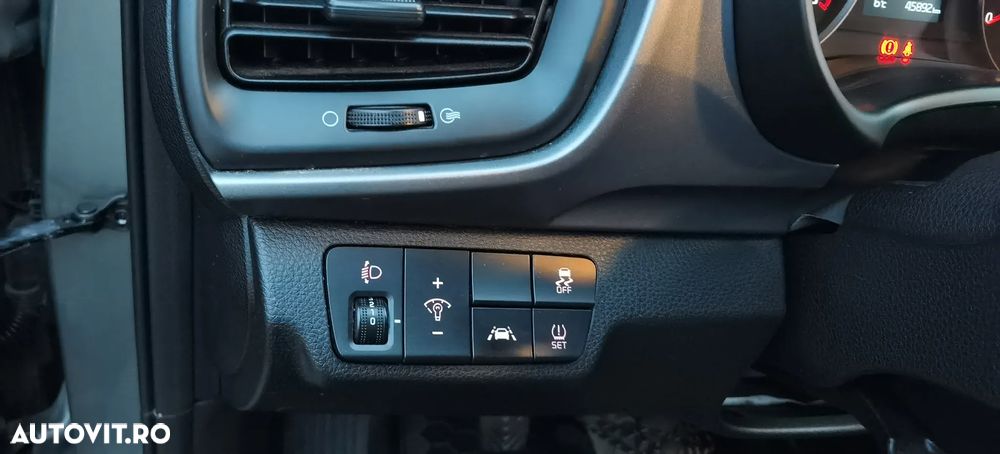 Kia Stonic 1.4 GSL Urban - 21