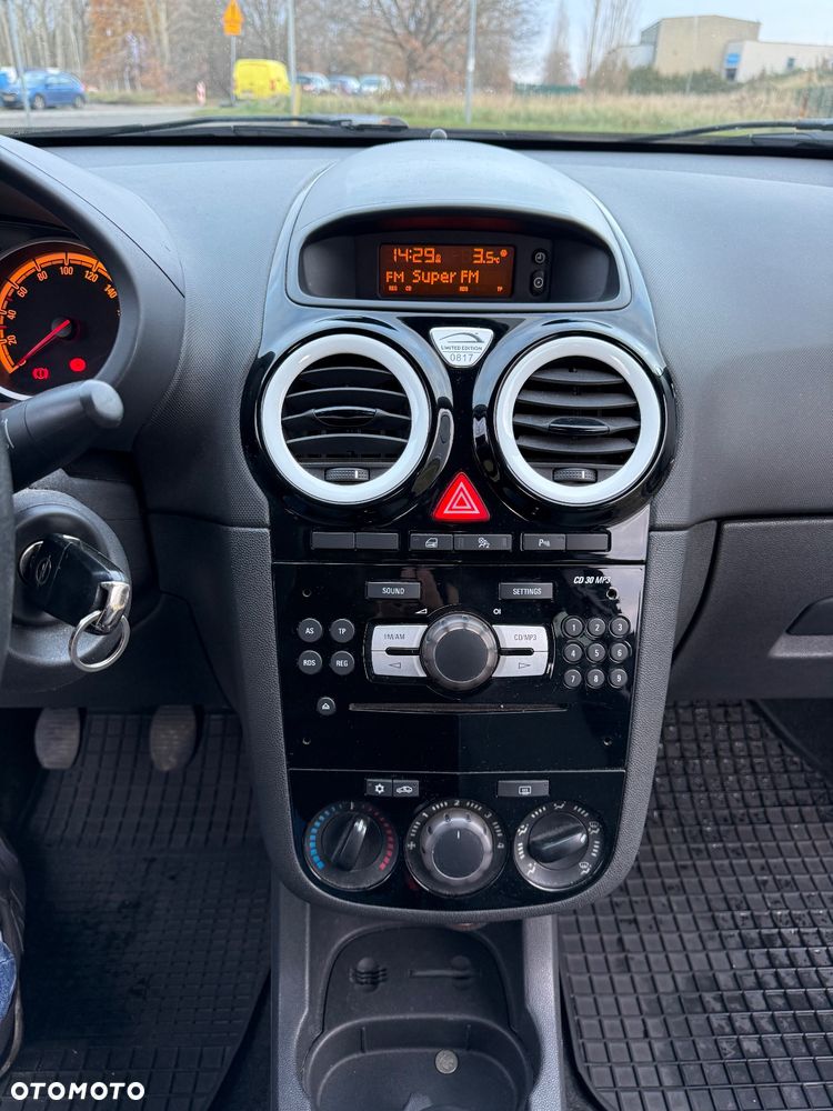 Opel Corsa 1.4 16V Limited Edition - 2